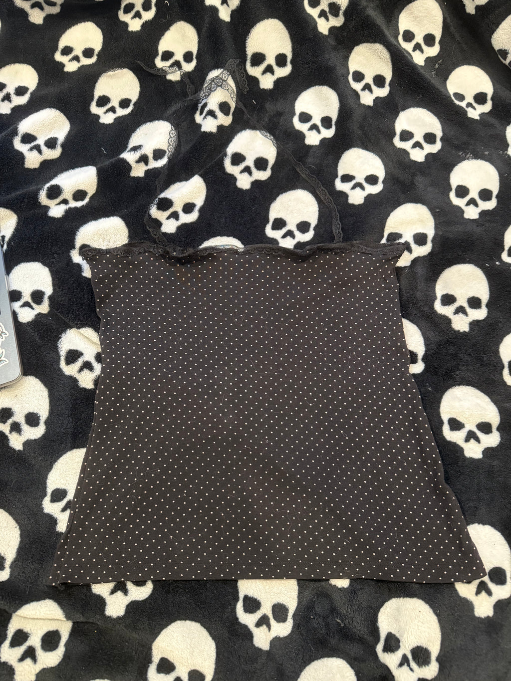 polka dot ruffle top size m