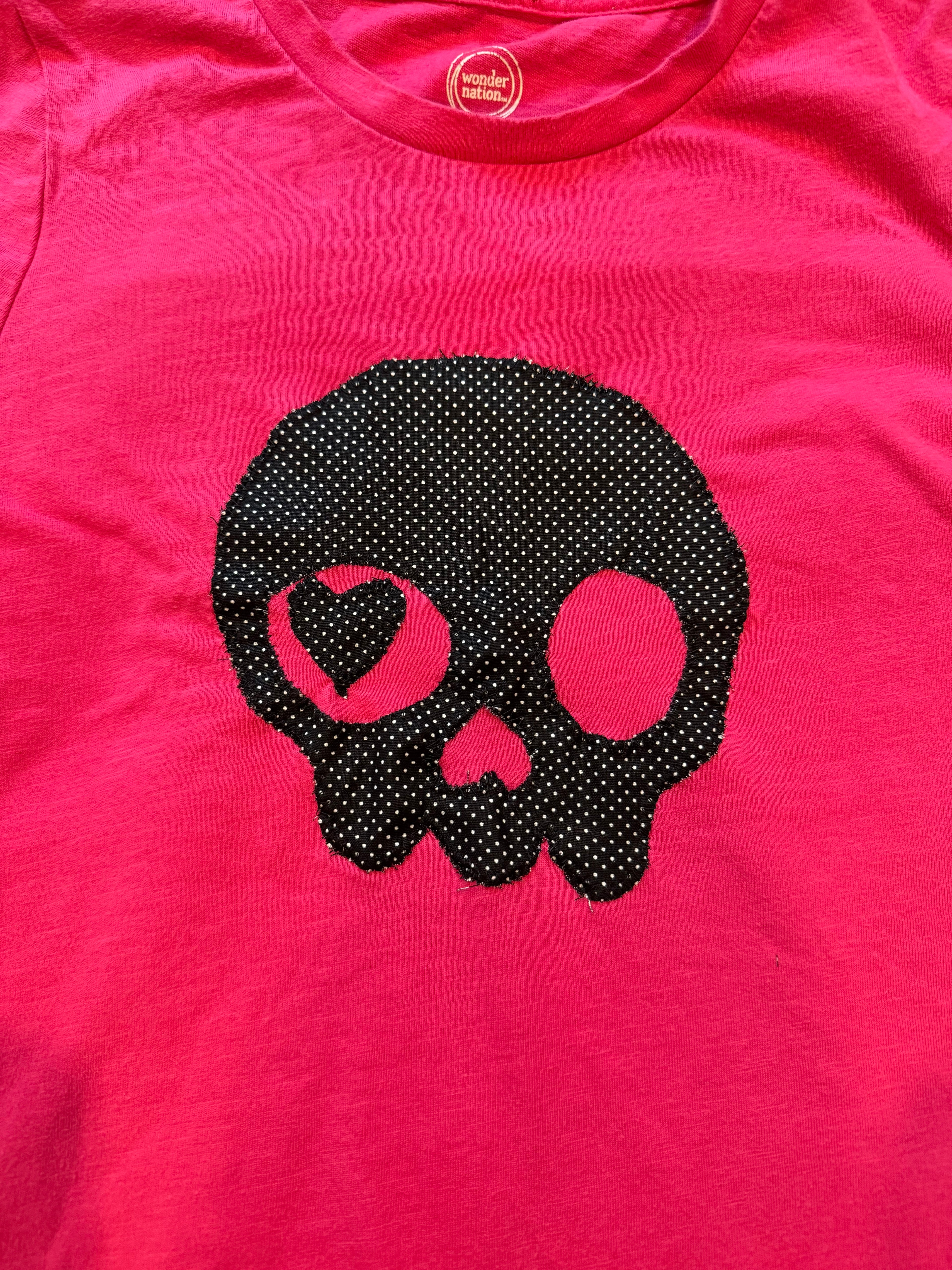 hot pink polka dot skull shirt size xs/s