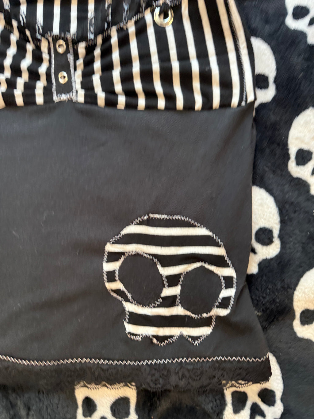 black & white striped halter top size s/m