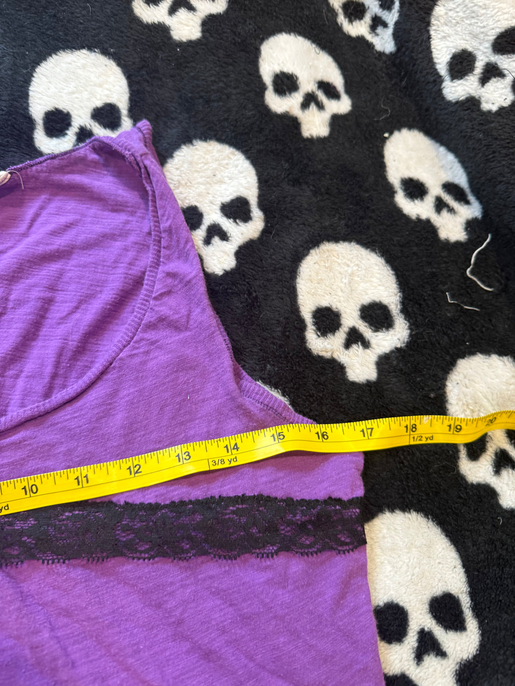 purple skull lace tank top size m