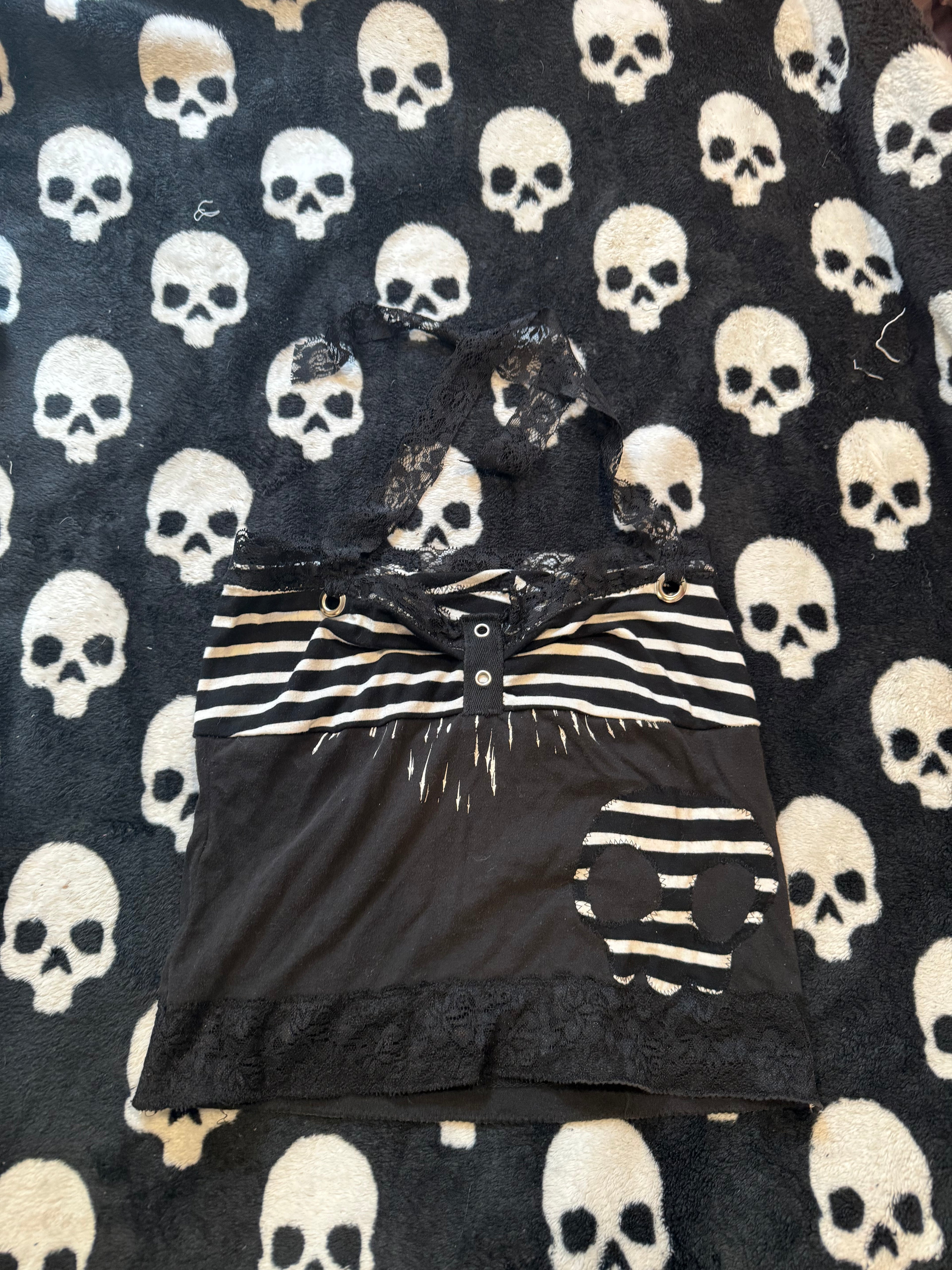 black & white striped lace skull halter top size xs/s