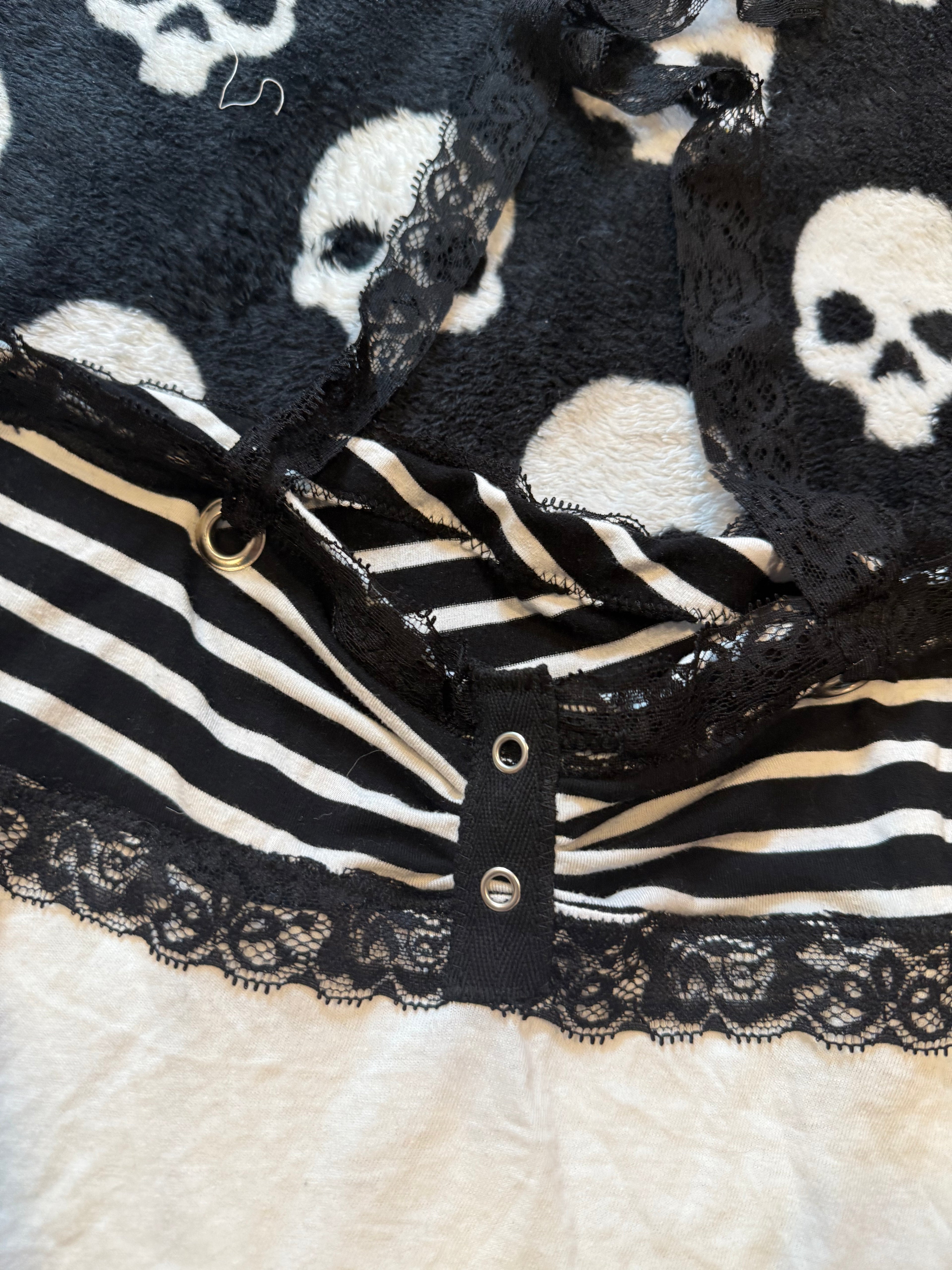 black & white lace striped halter top size xs/s