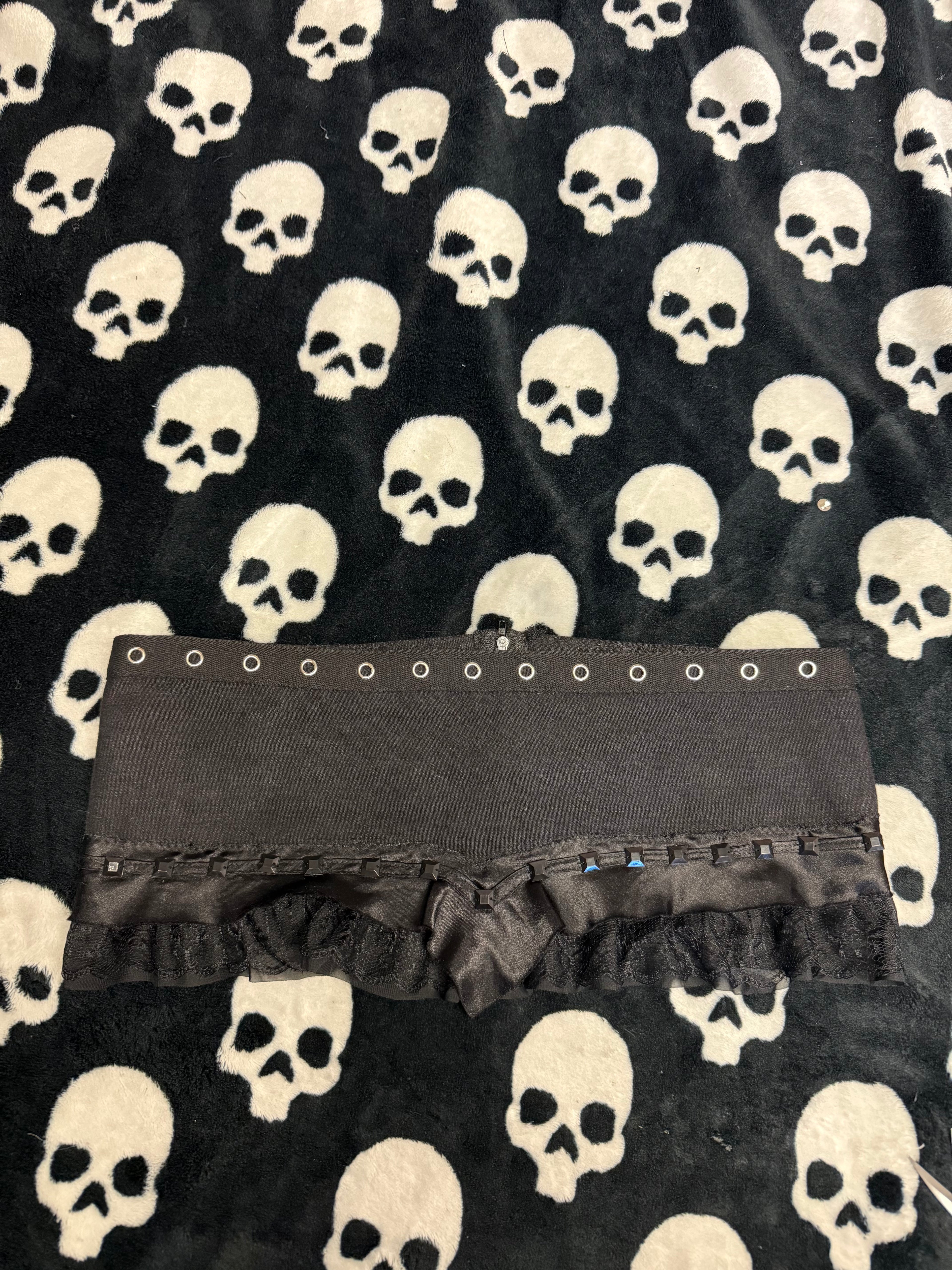 grommet lace studded skirt size xs