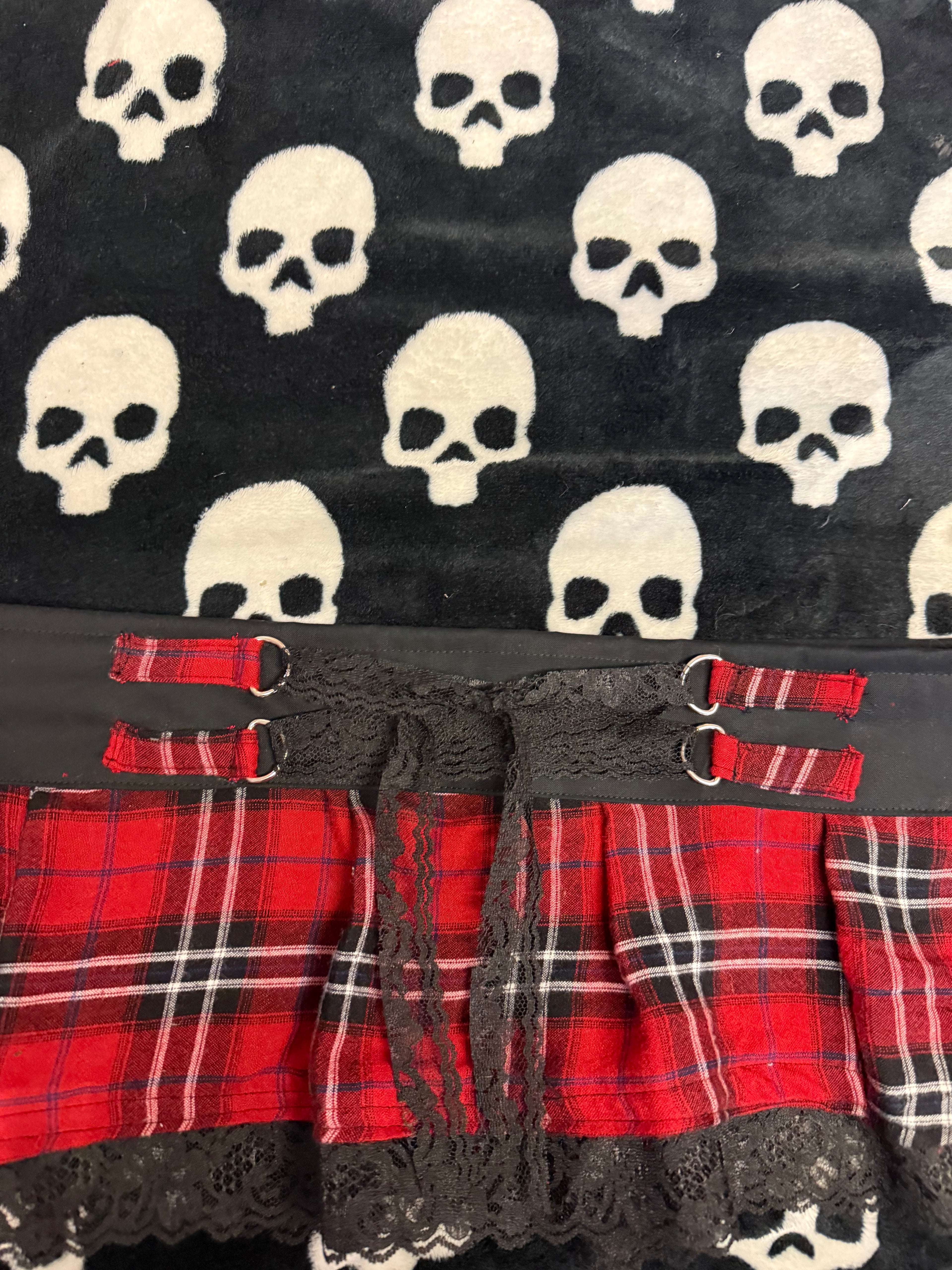 flannel lace up skirt size L