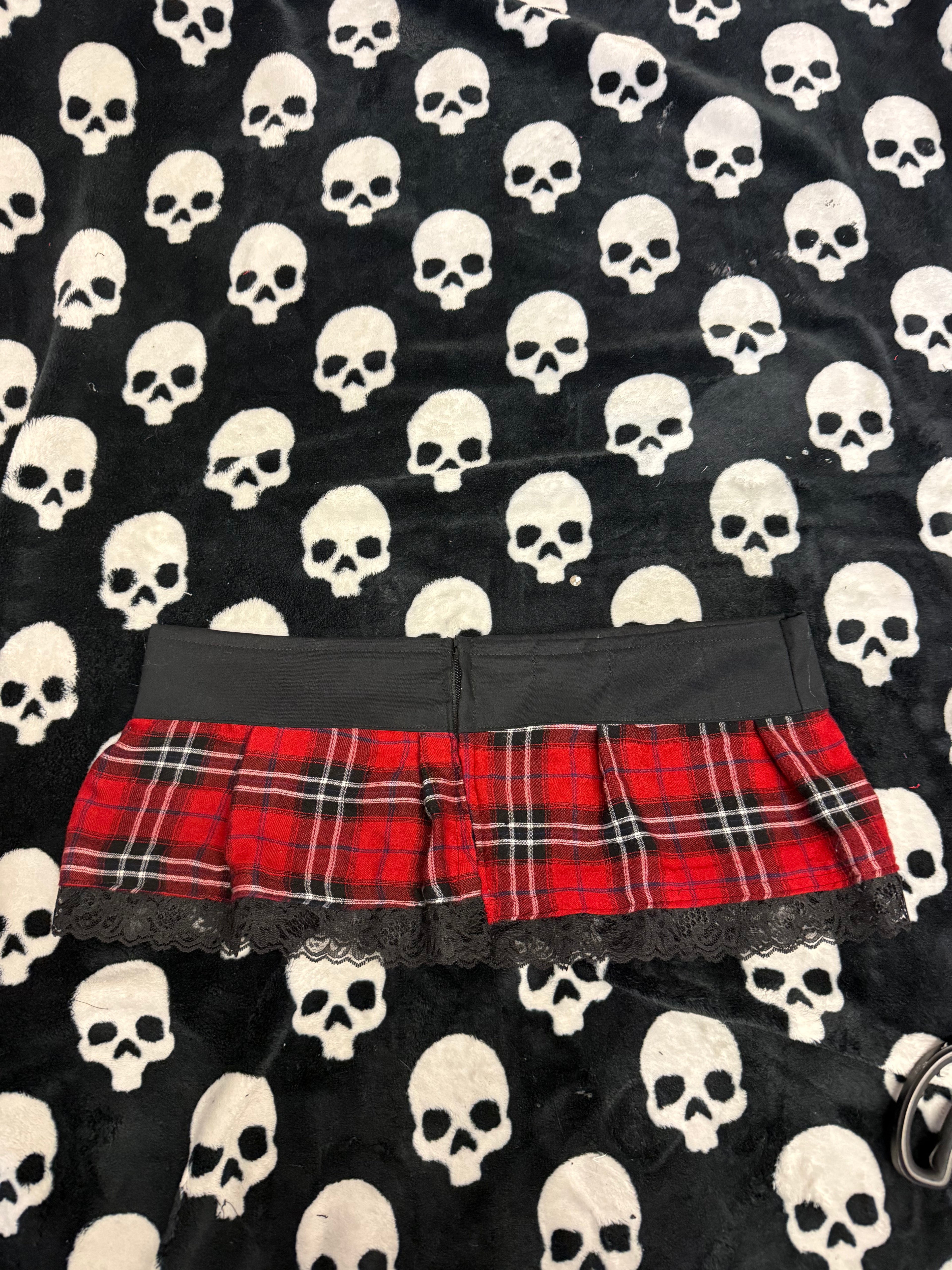 flannel lace up skirt size L