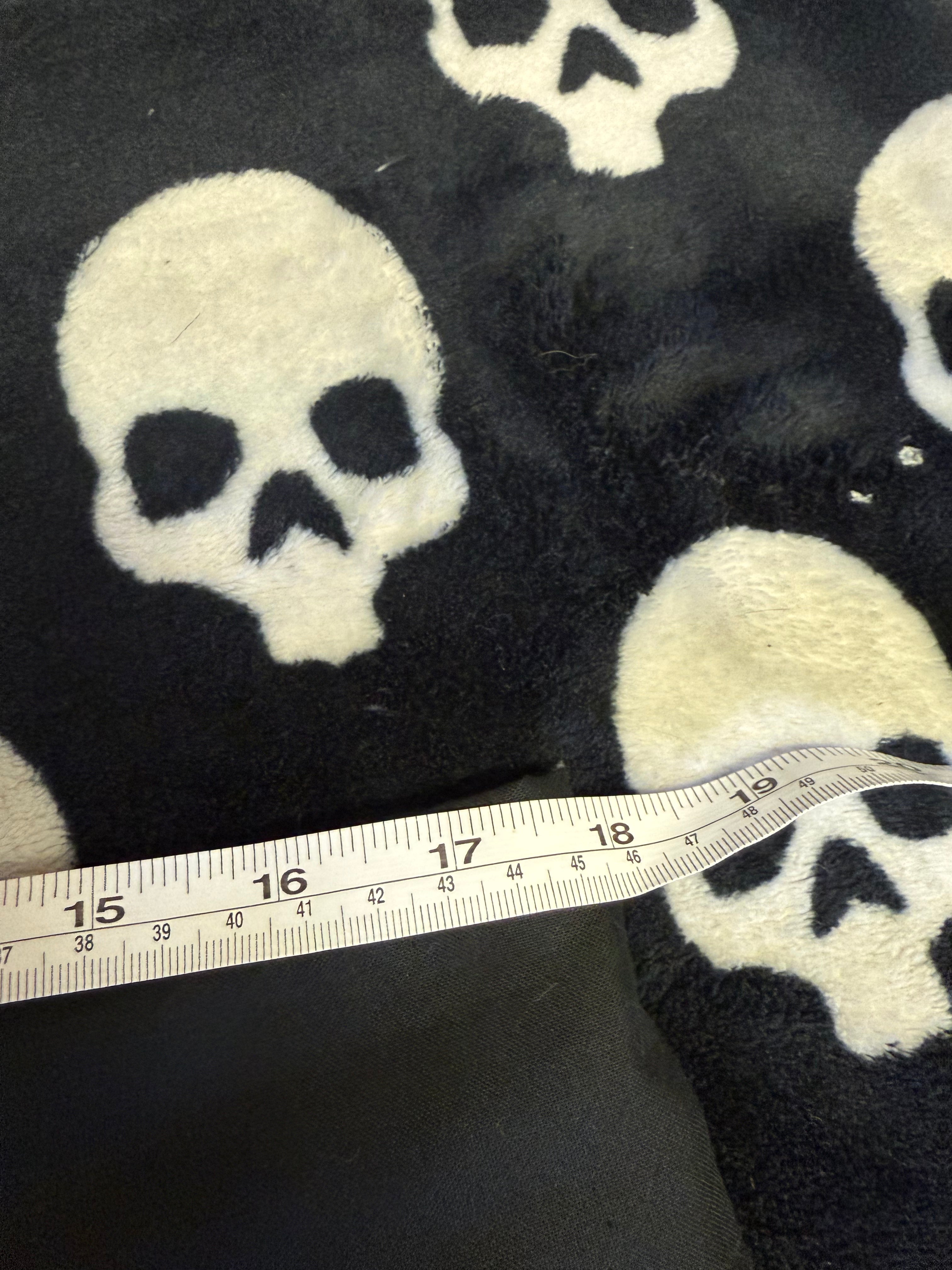 bat lace up skirt size m