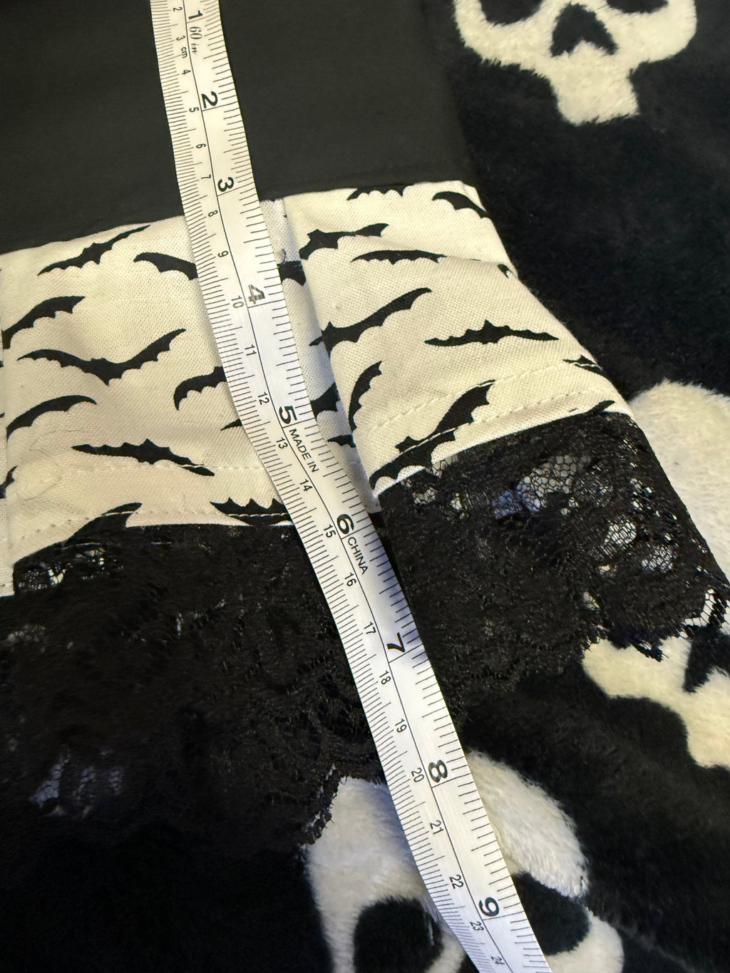 bat lace up skirt size m